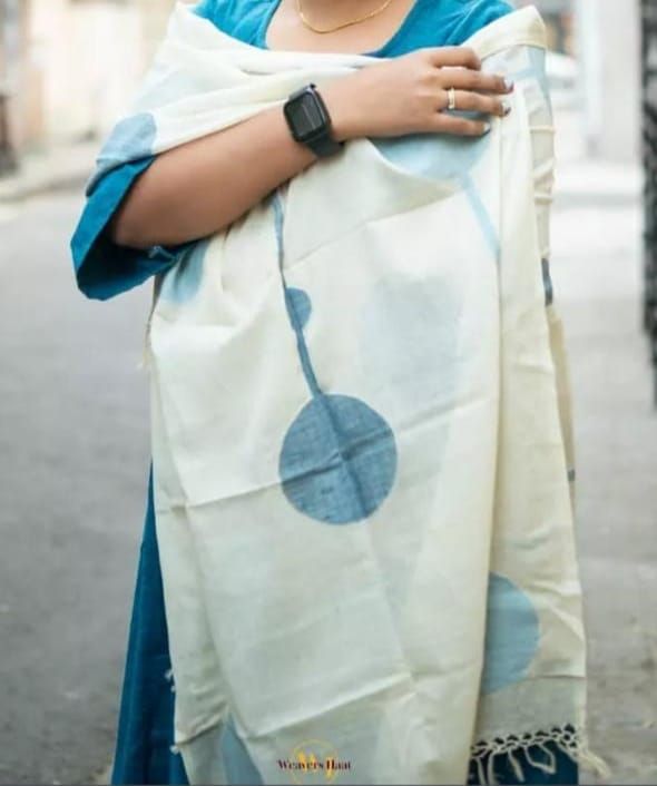 Cotton scarf with heavy jamdani work